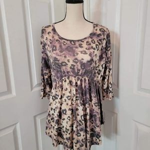 WOMEN'S ANIMAL PRINT 3/4 SLEEVES TUNIC TOP